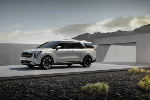 2025 Kia Carnival LX