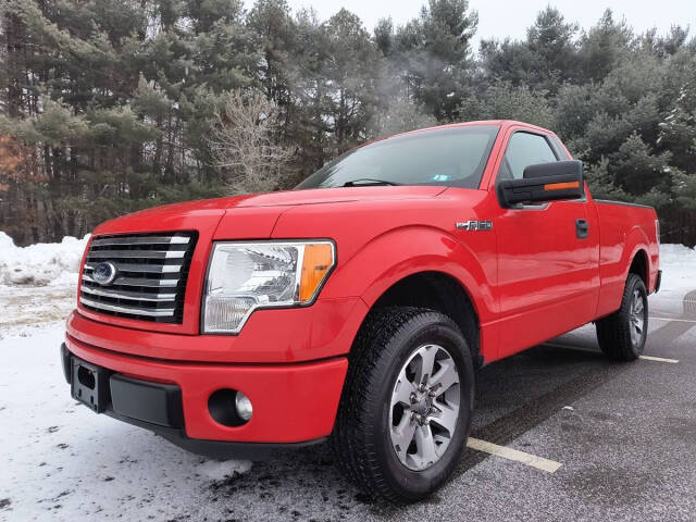 2012 Ford F-150 XL's photo