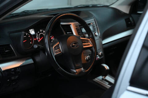 2013 Subaru Outback 2.5i Premium