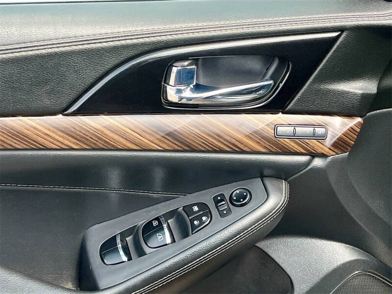 2018 Nissan Maxima Platinum