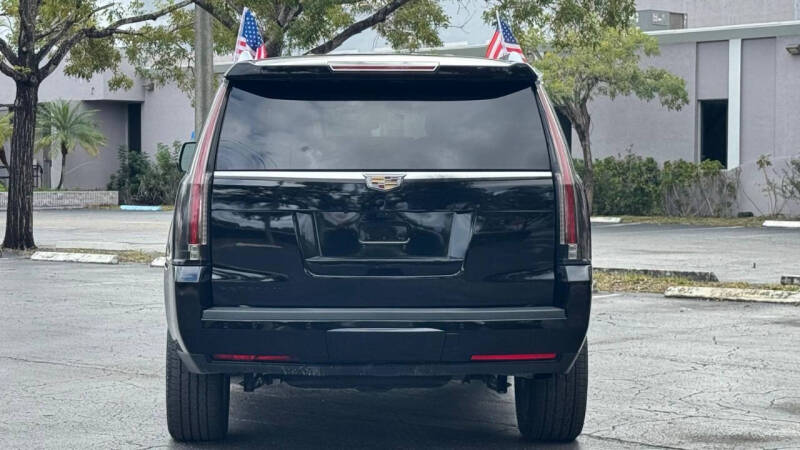 2020 Cadillac Escalade Premium Luxury