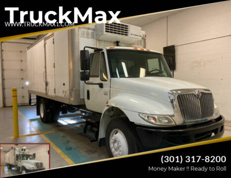 2007 International DuraStar 4300 for sale at TruckMax in Laurel MD