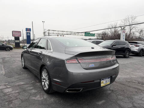 2014 Lincoln MKZ Hybrid