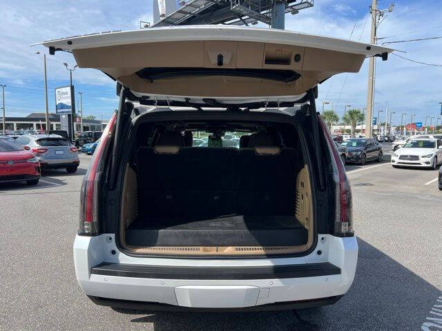 2019 Cadillac Escalade Platinum