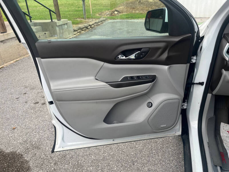 2018 GMC Acadia SLT-1