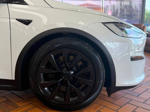 2023 Tesla Model X Standard Range