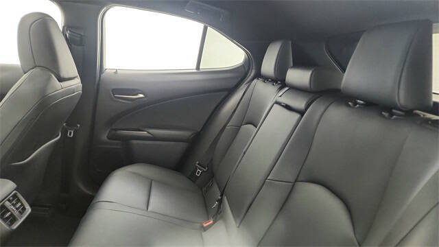 2024 Lexus UX 250h Premium