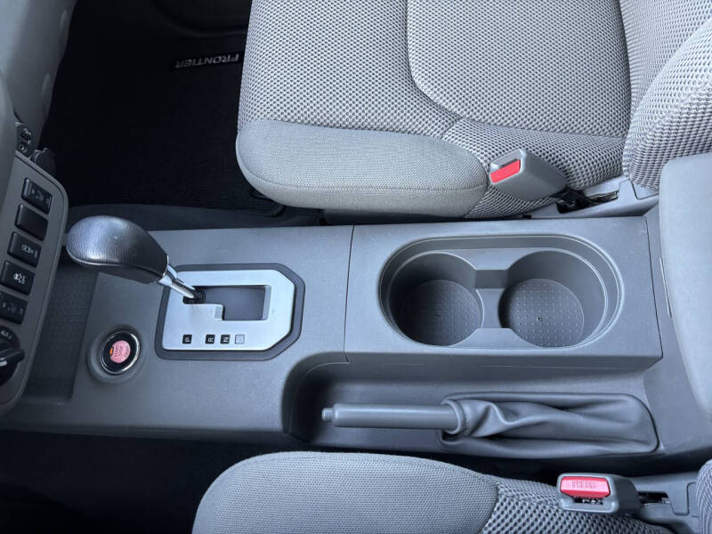 2021 Nissan Frontier SV