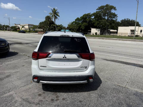 2016 Mitsubishi Outlander SEL