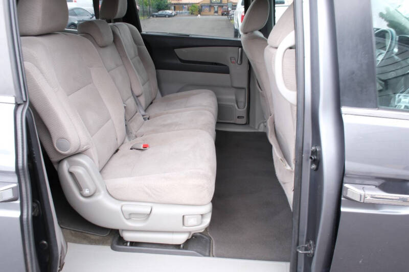 2011 Honda Odyssey EX photo 19