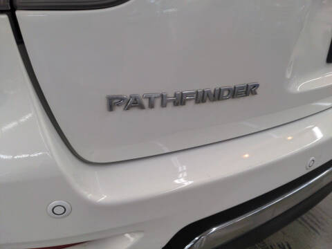 2013 Nissan Pathfinder SV