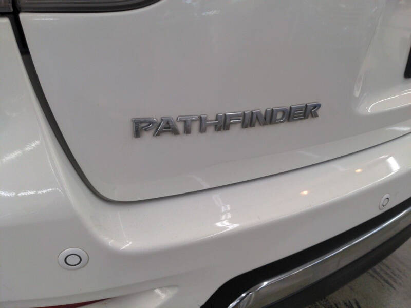 2013 Nissan Pathfinder SV