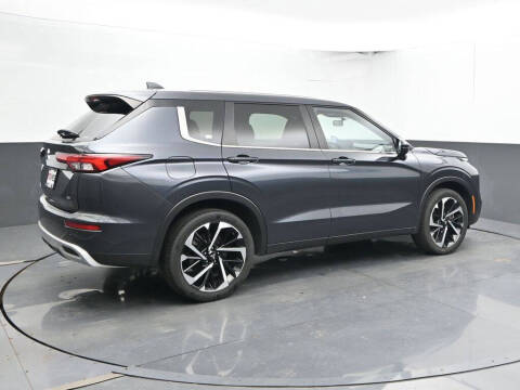 2024 Mitsubishi Outlander