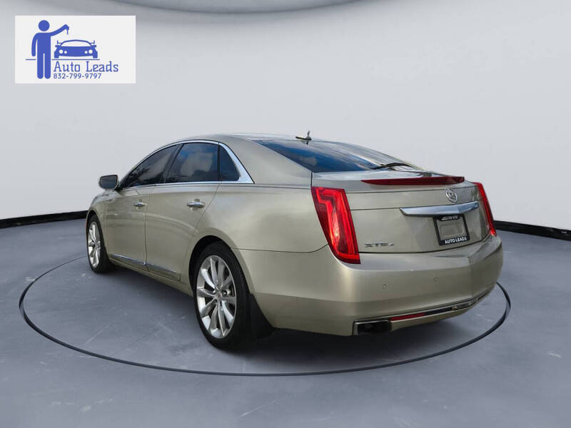 2014 Cadillac XTS Luxury Collection