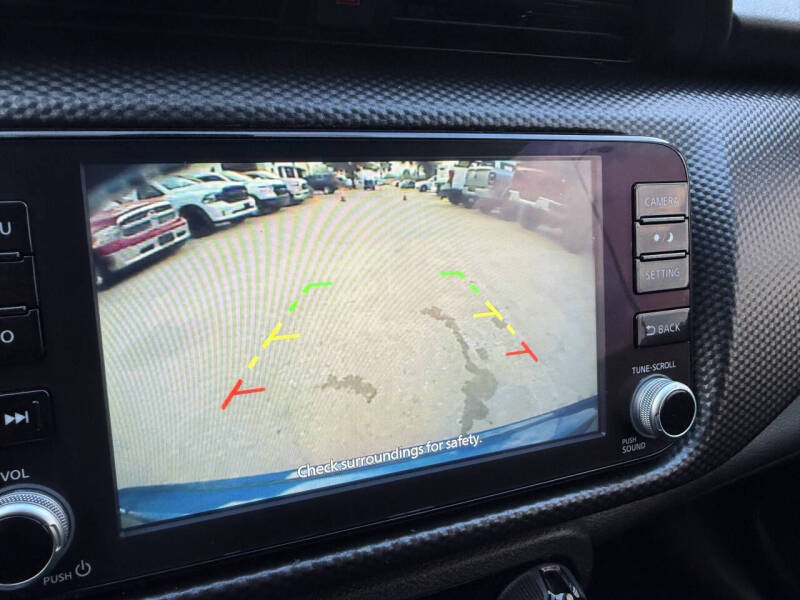 2022 Nissan Kicks SV