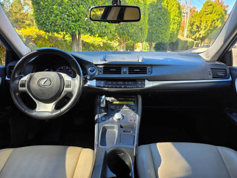 2012 Lexus CT 200h Premium
