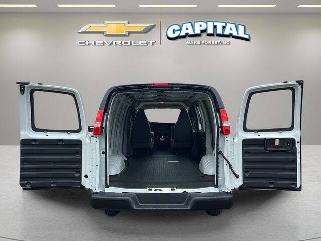 2026 Chevrolet Express 2500