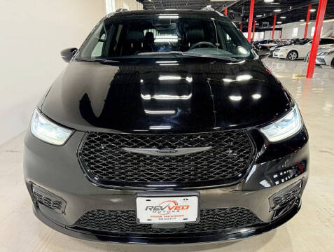 2025 Chrysler Pacifica Limited