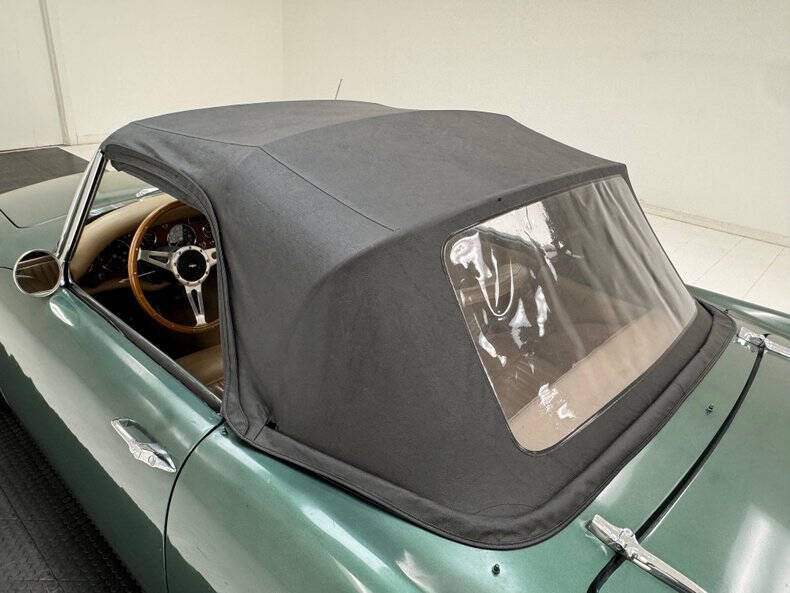 1965 MG MGB