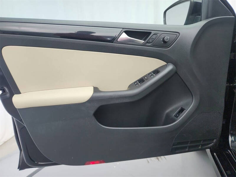 2016 Volkswagen Jetta 1.8T SEL