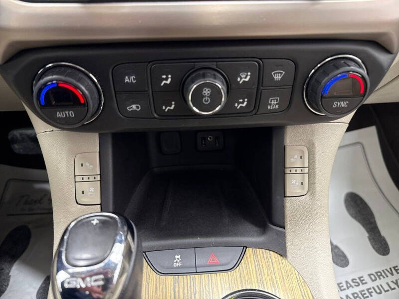 2019 GMC Acadia Denali