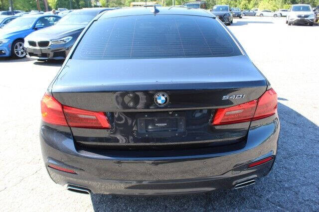 2018 BMW 5 Series 540i