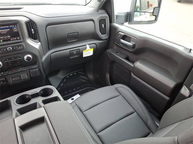 2025 GMC Sierra 3500HD