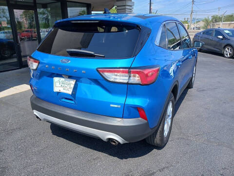 2020 Ford Escape SE