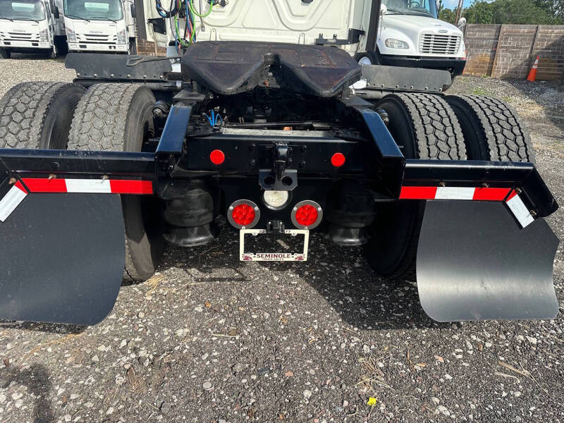 2017 Freightliner Cascadia