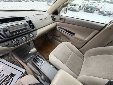 2006 Toyota Camry LE