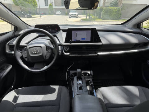 2023 Toyota Prius LE