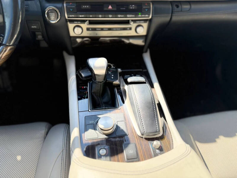 2014 Lexus LS 460