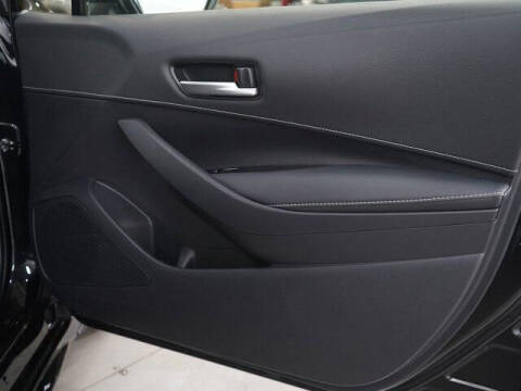 2025 Toyota Corolla Hatchback SE