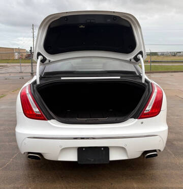 2012 Jaguar XJ