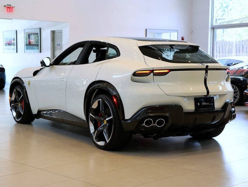 2024 Ferrari Purosangue