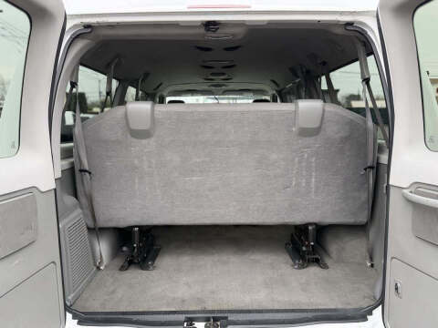 2013 Ford E-Series E-350 SD XLT