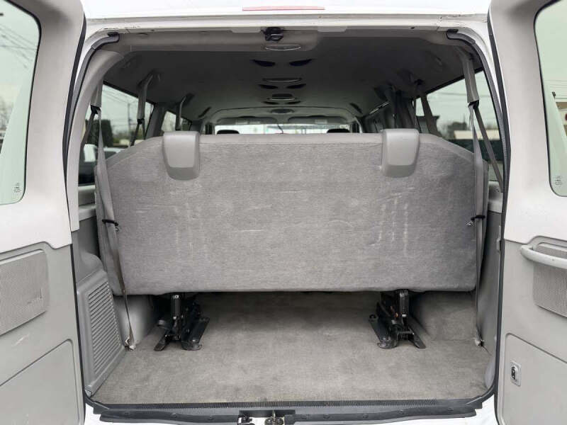 2013 Ford E-Series E-350 SD XLT