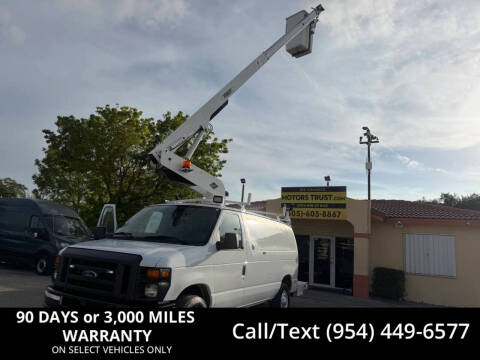 2013 Ford E-Series E-350 SD