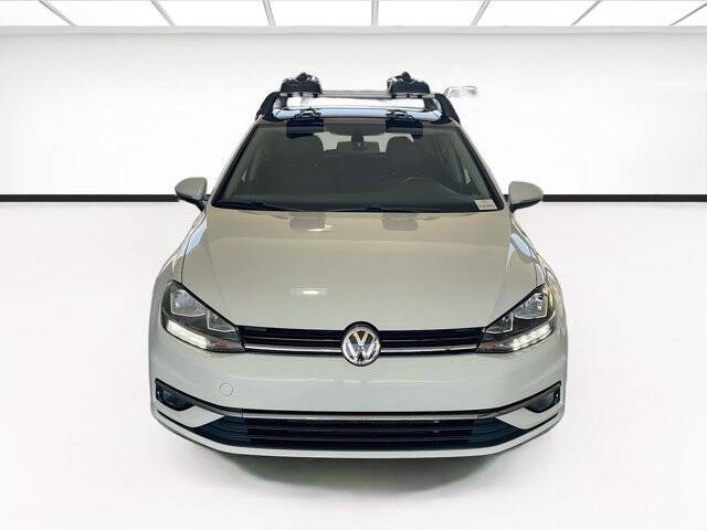 White 2018 Volkswagen Golf TSI SE TSI SE 4dr Hatchback 6A 2