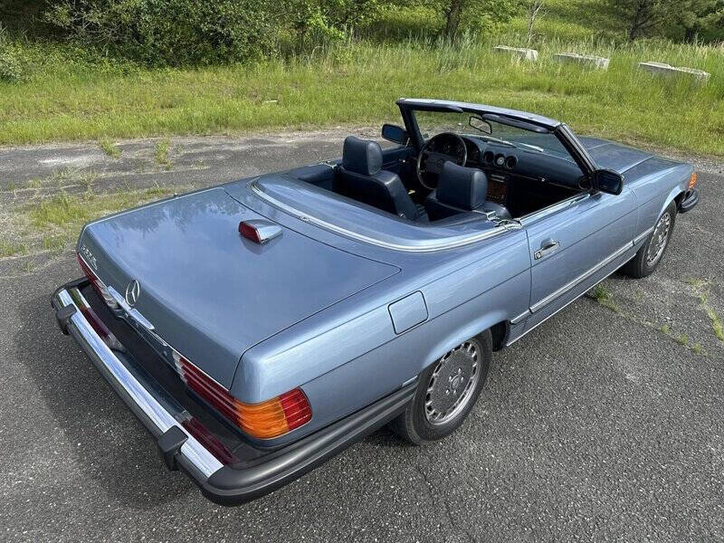 1986 Mercedes-Benz 560-Class 560 SL