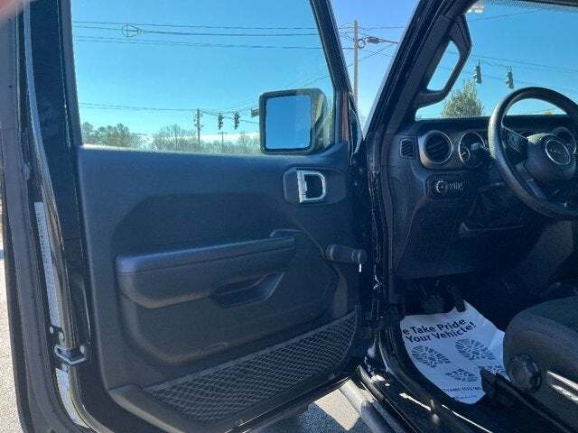 2019 Jeep Wrangler 37