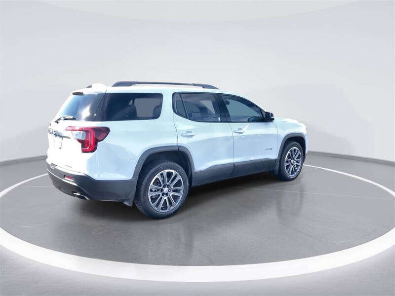 2021 GMC Acadia AT4