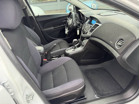 2013 Chevrolet Cruze 1LT Auto