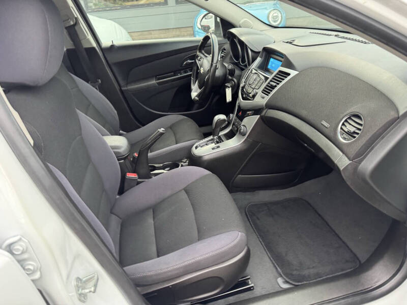 2013 Chevrolet Cruze 1LT Auto