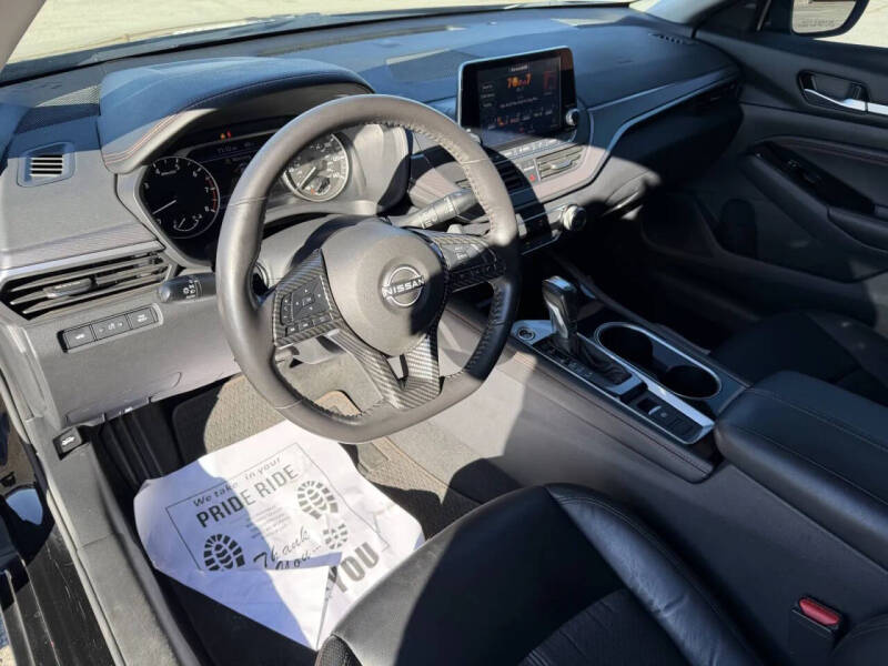 2023 Nissan Altima 2.5 SR