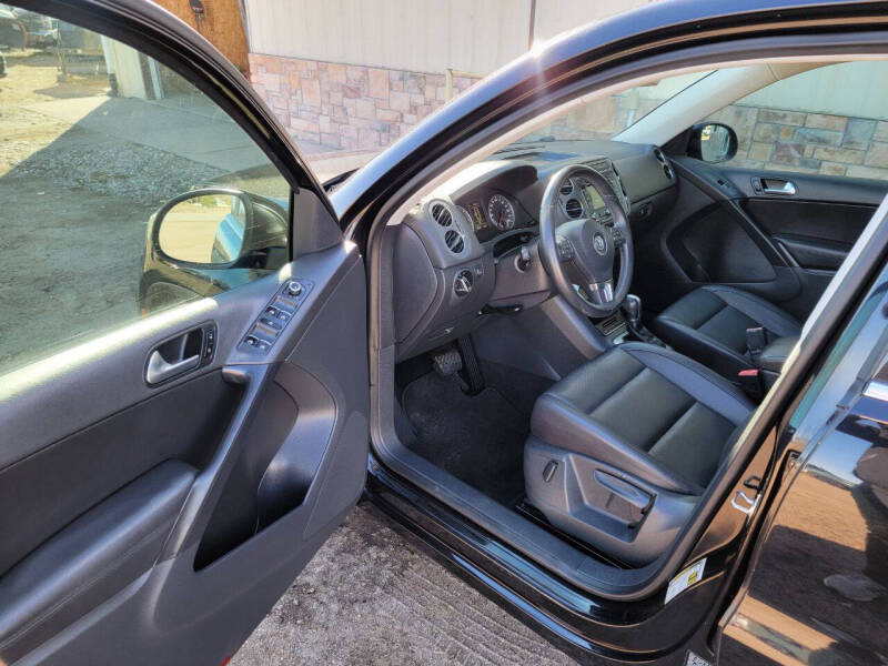 2012 Volkswagen Tiguan LE