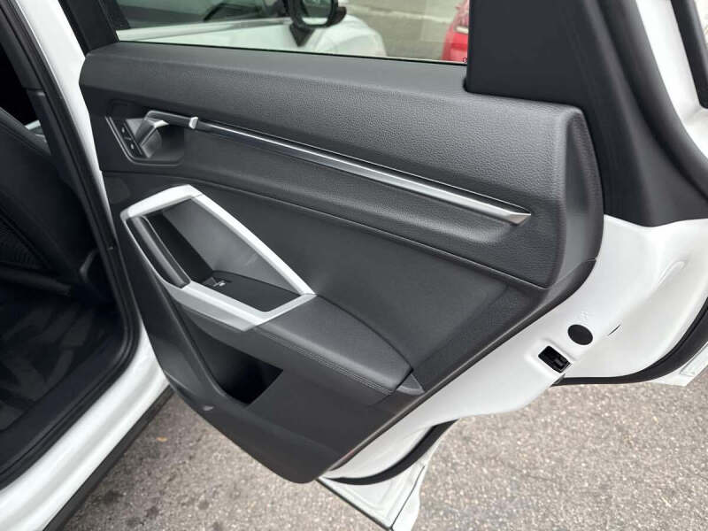 2022 Audi Q3 quattro S line Premium 45 TFSI