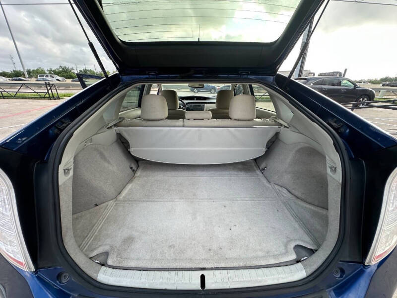 2011 Toyota Prius Two