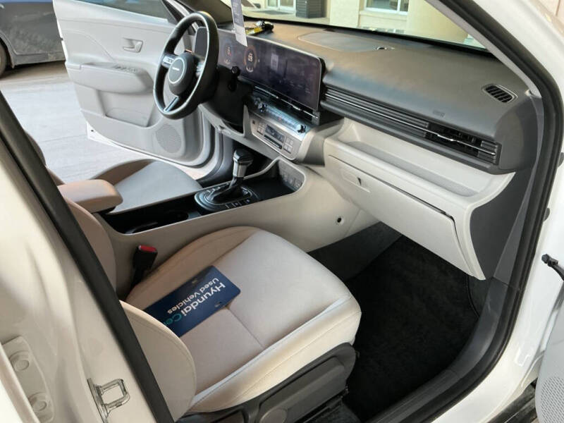 2025 Hyundai Kona SEL