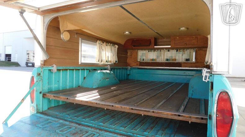 1969 Dodge D200 Pickup